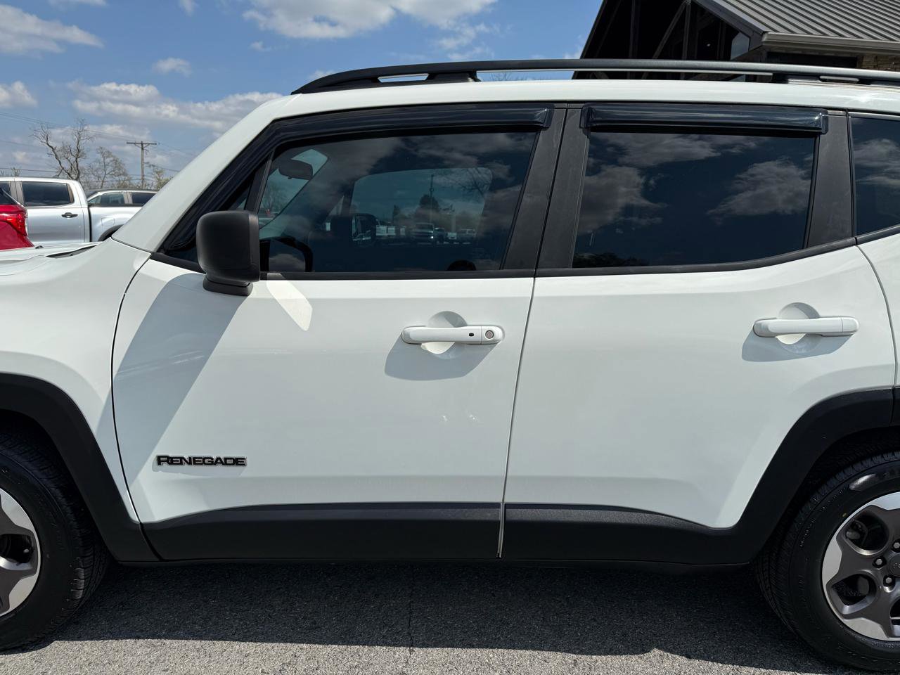 Used 2017 Jeep Renegade Sport w/ Power & Air Group image 31