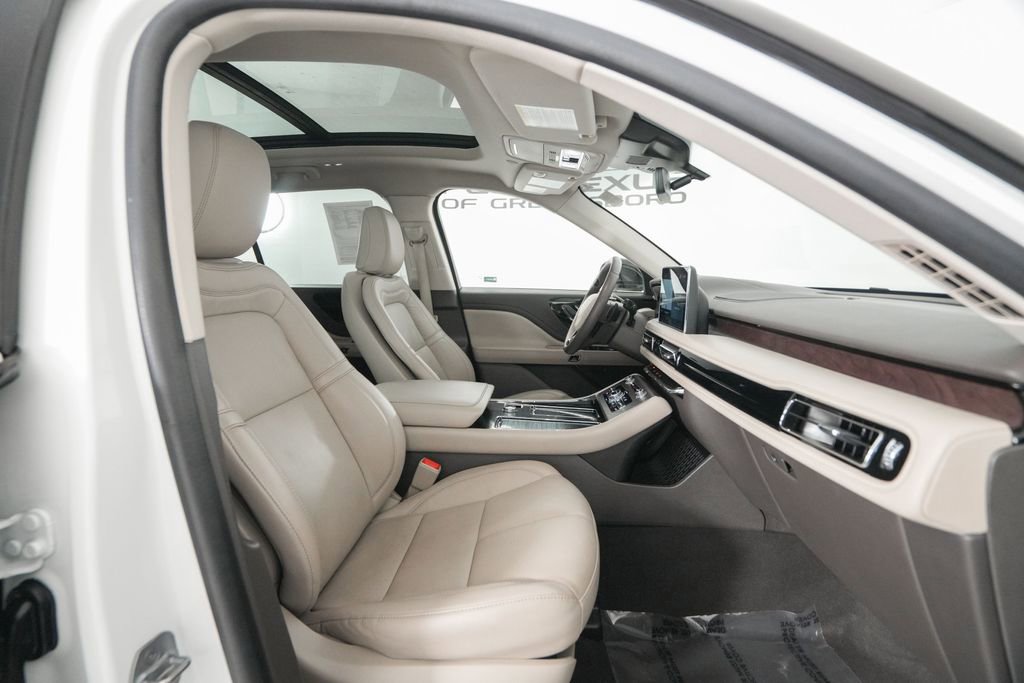 Used 2022 Lincoln Aviator Reserve w/ Equipment Group 201A image 19