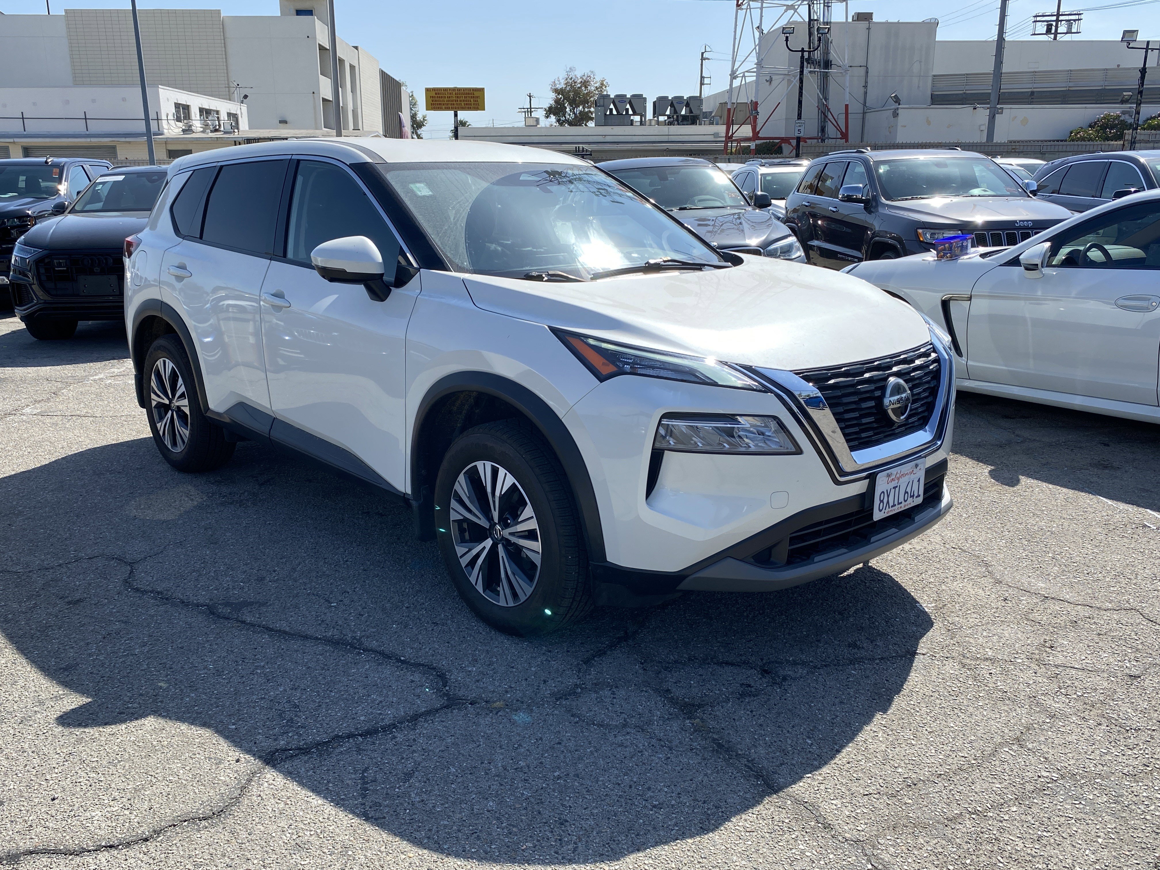 Used 2021 Nissan Rogue SV FWD image 6