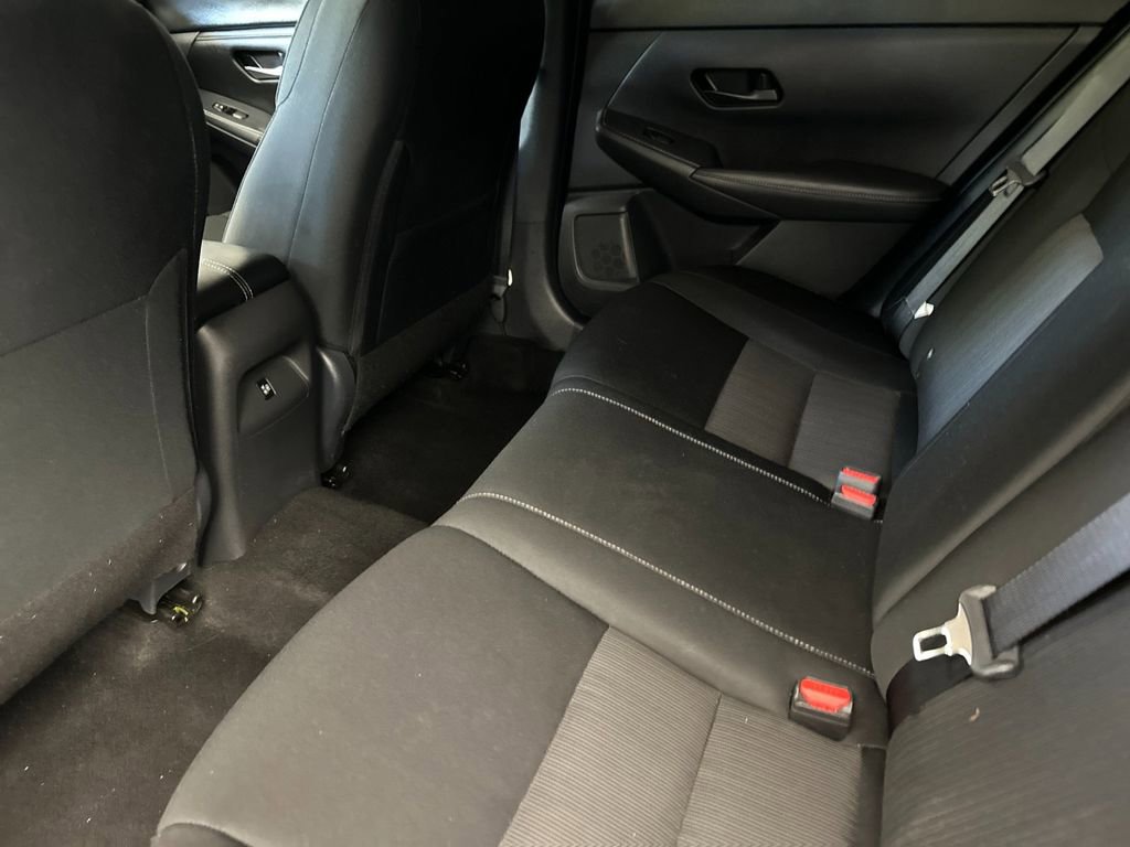 Used 2024 Nissan Sentra SV image 11