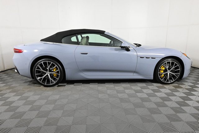 New 2025 Maserati GranCabrio Modena image 7