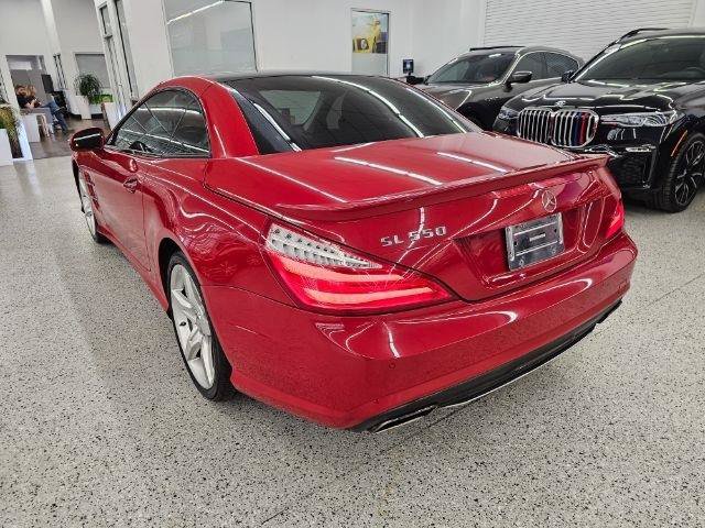 Used 2013 Mercedes-Benz SL 550 image 7