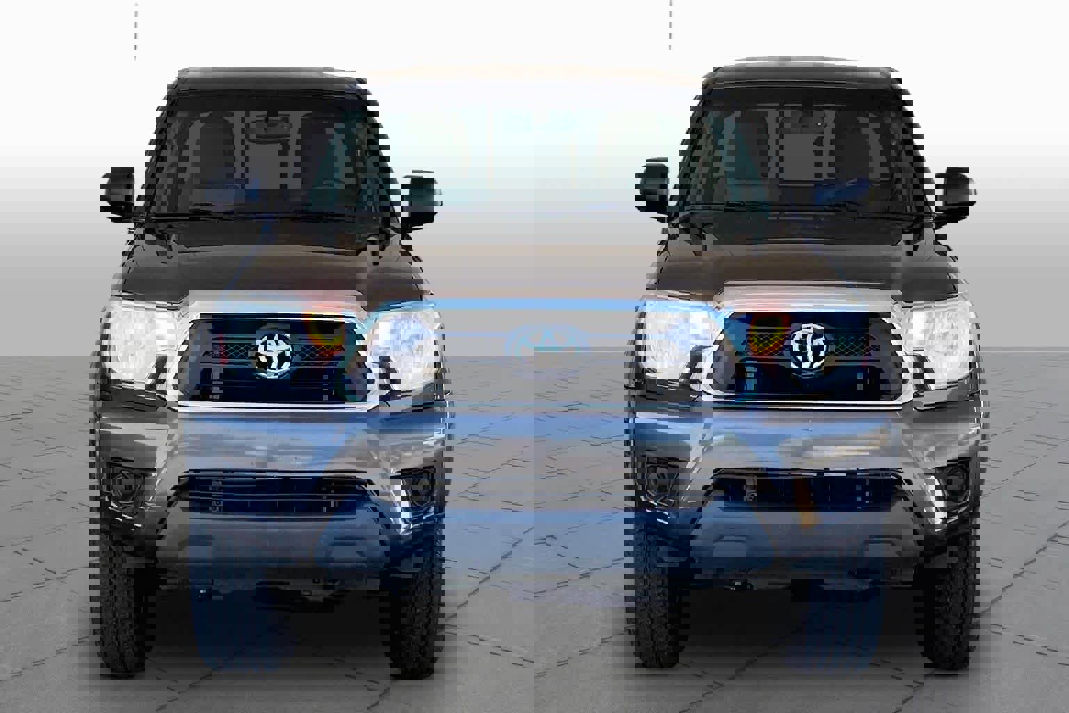 Used 2012 Toyota Tacoma PreRunner w/ SR5 Pkg RWD image 3