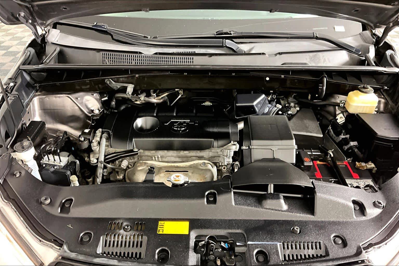 Used 2017 Toyota Highlander LE FWD image 27