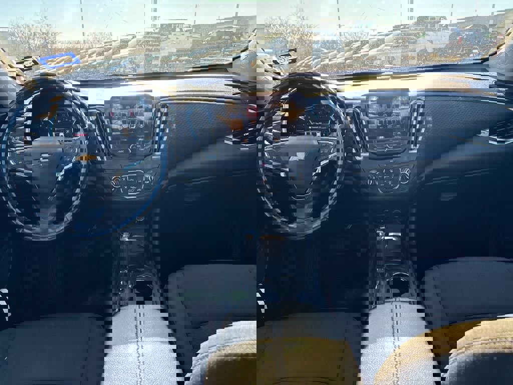 Used 2018 Chevrolet Malibu LT image 12