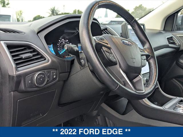Certified 2022 Ford Edge SEL w/ Convenience Package AWD/4WD image 12