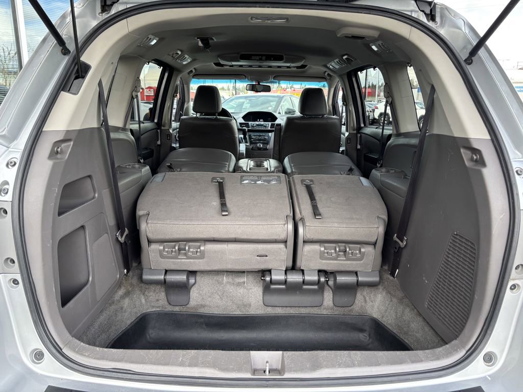 Used 2011 Honda Odyssey Touring image 29