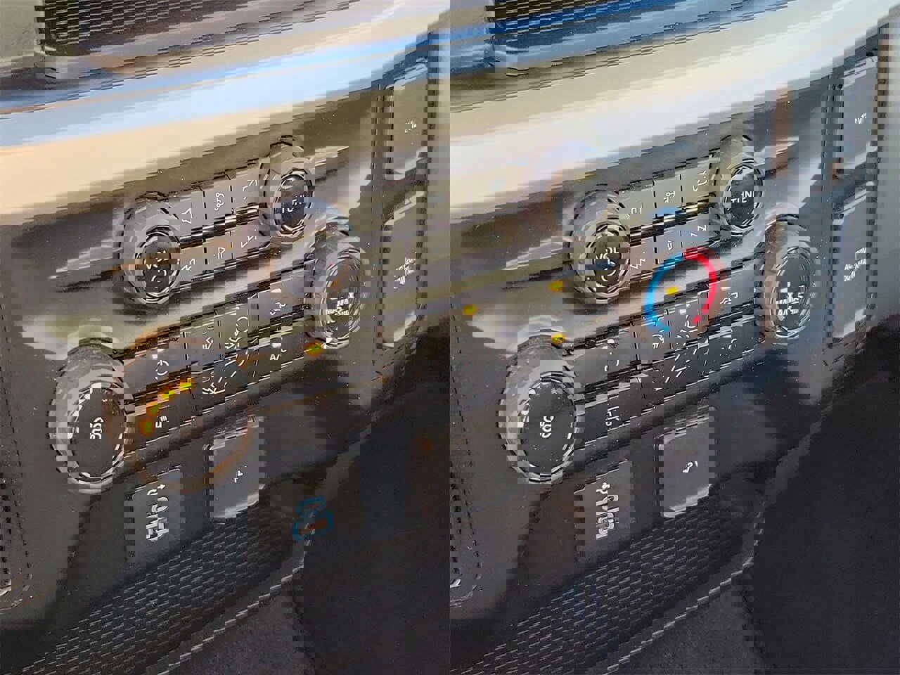 Used 2023 Ford F250 XLT image 27