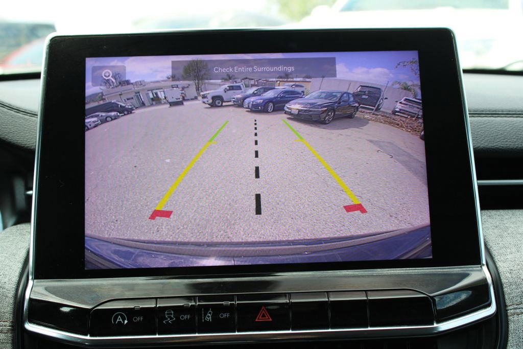 Used 2022 Jeep Compass Latitude image 20