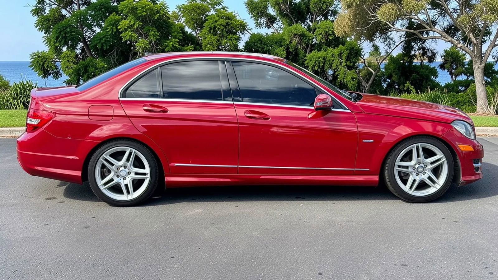 Used 2012 Mercedes-Benz C 250 Sedan image 6
