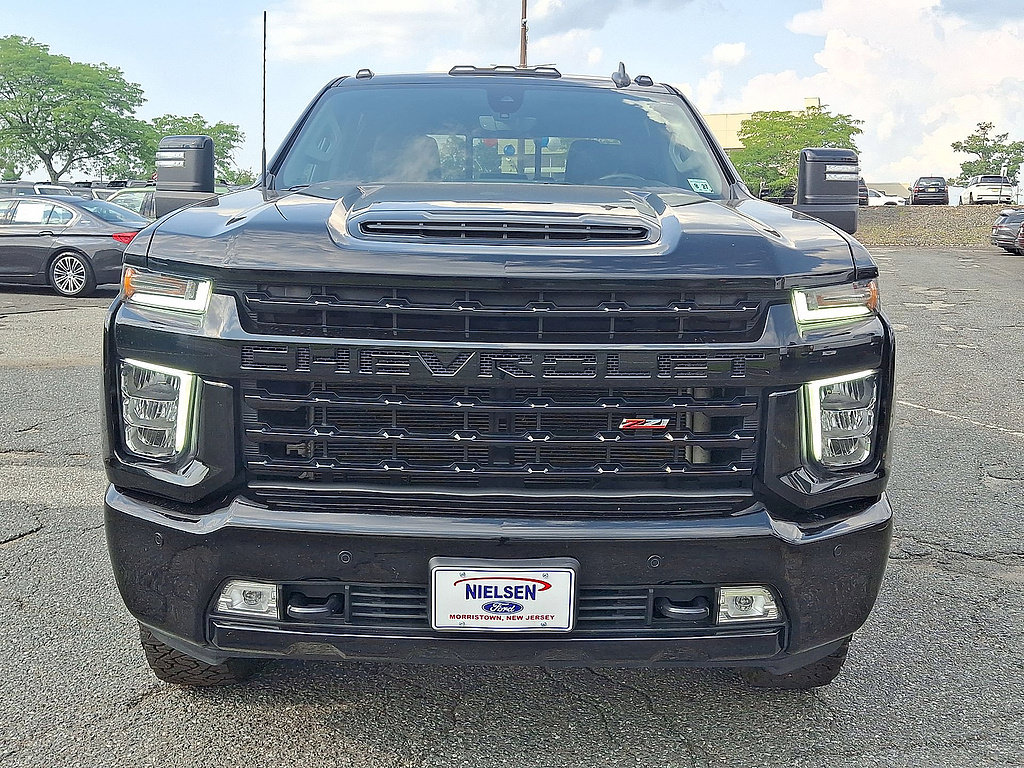 Used 2022 Chevrolet Silverado 2500 LT w/ Midnight Edition AWD/4WD image 35