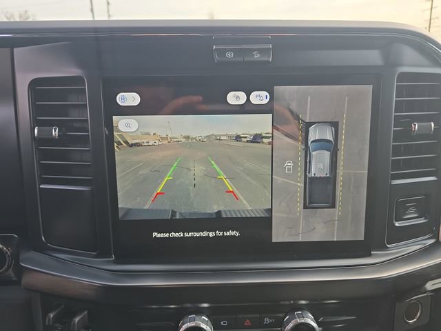 New 2026 Ford F250 Lariat w/ Black Appearance Package image 17