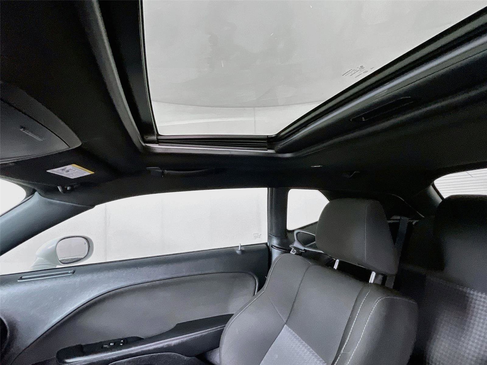 Used 2020 Dodge Challenger R/T w/ Driver Convenience Group RWD image 12