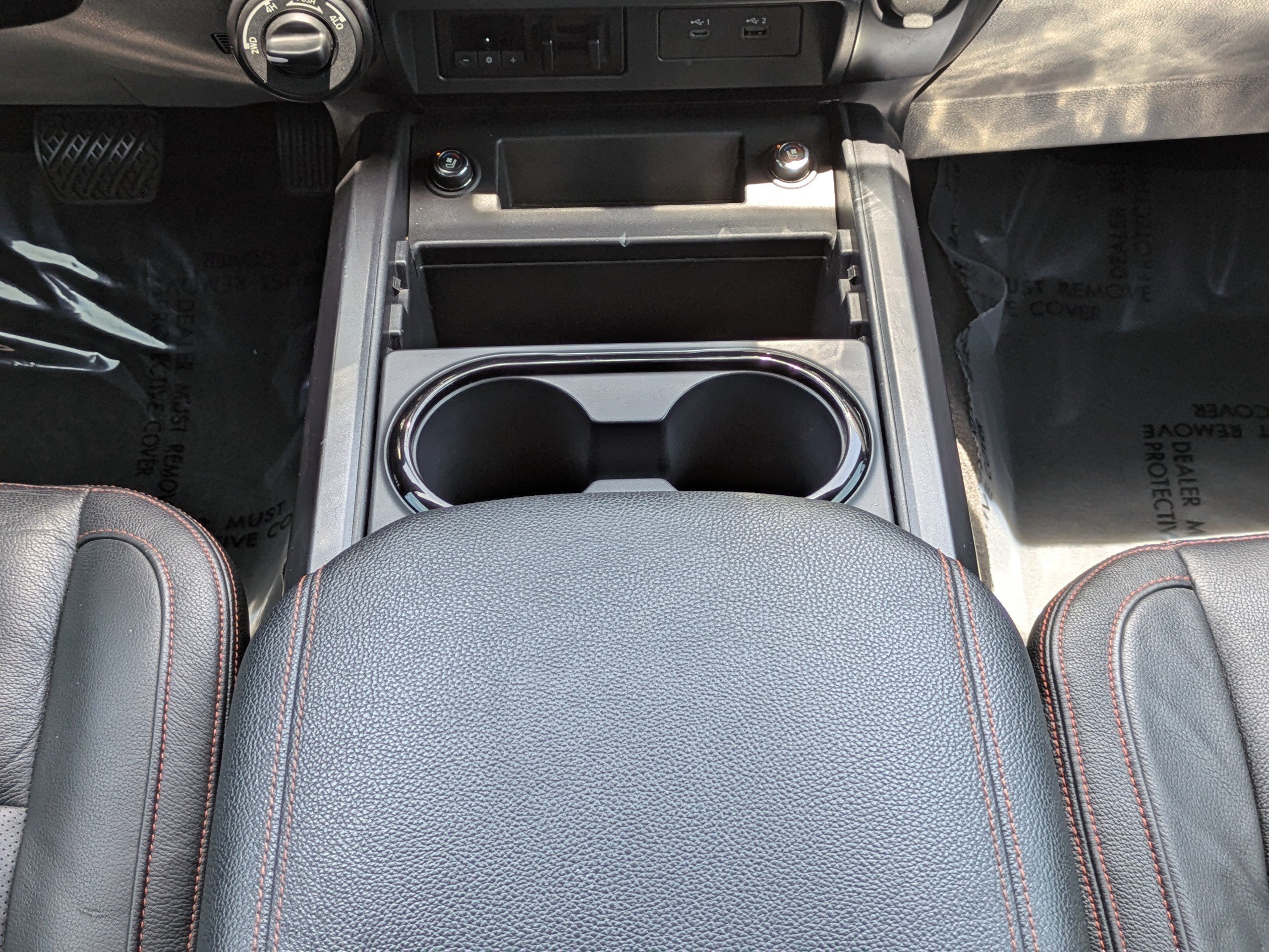 Used 2021 Nissan Titan PRO-4X w/ Pro-4x Convenience Package AWD/4WD image 20