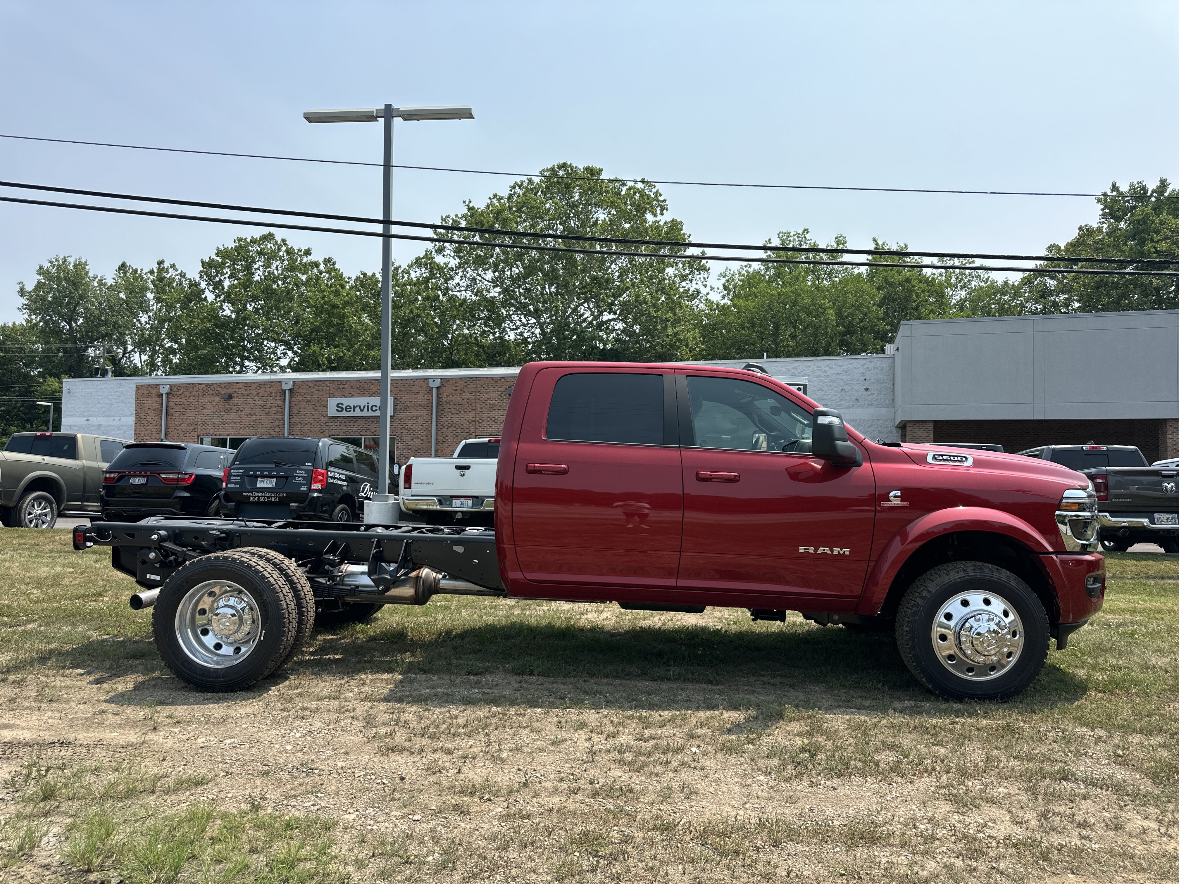 New 2026 RAM 5500 4x4 Crew Cab w/ Laramie Trim Package image 19