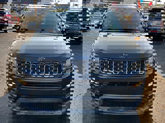 Used 2018 Jeep Compass Sport image 8