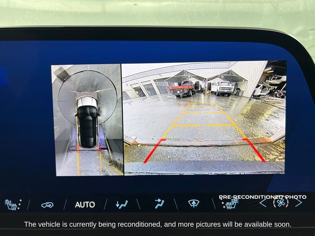 Used 2024 Chevrolet Blazer EV LT image 19