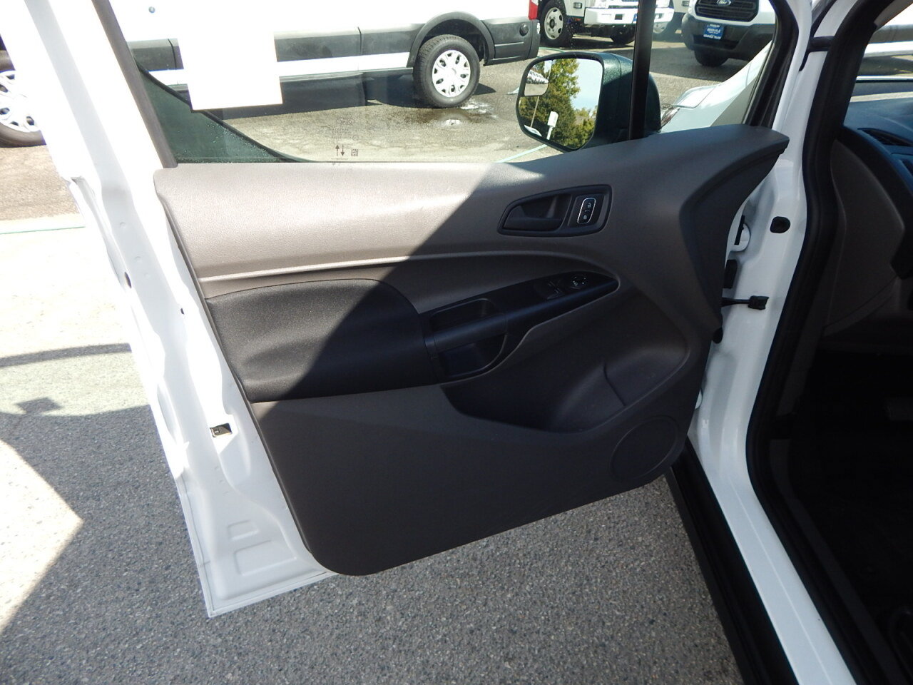 Used 2023 Ford Transit Connect XL FWD image 20