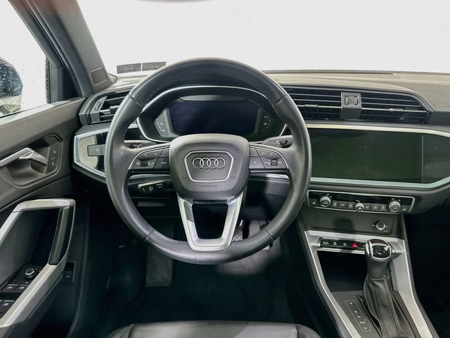 Used 2024 Audi Q3 2.0T Premium AWD/4WD image 23