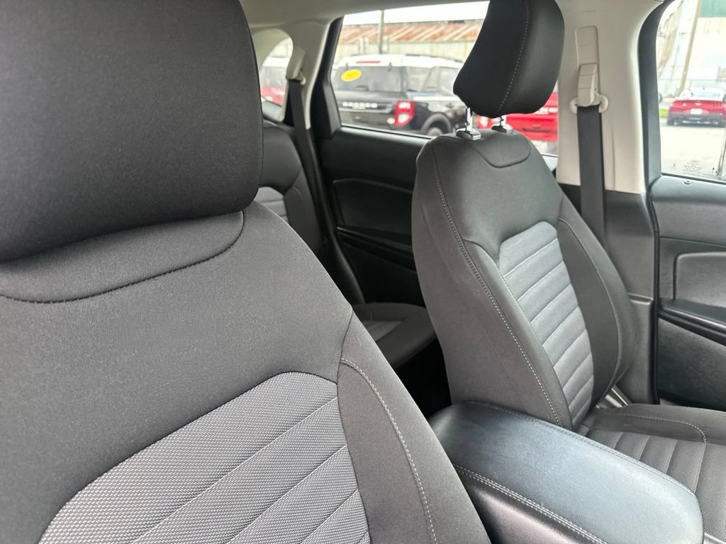 Used 2022 Ford Edge SE w/ Black Appearance Package AWD/4WD image 5
