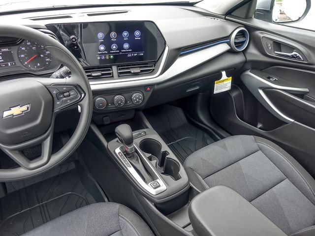 New 2026 Chevrolet Trax LS FWD image 17