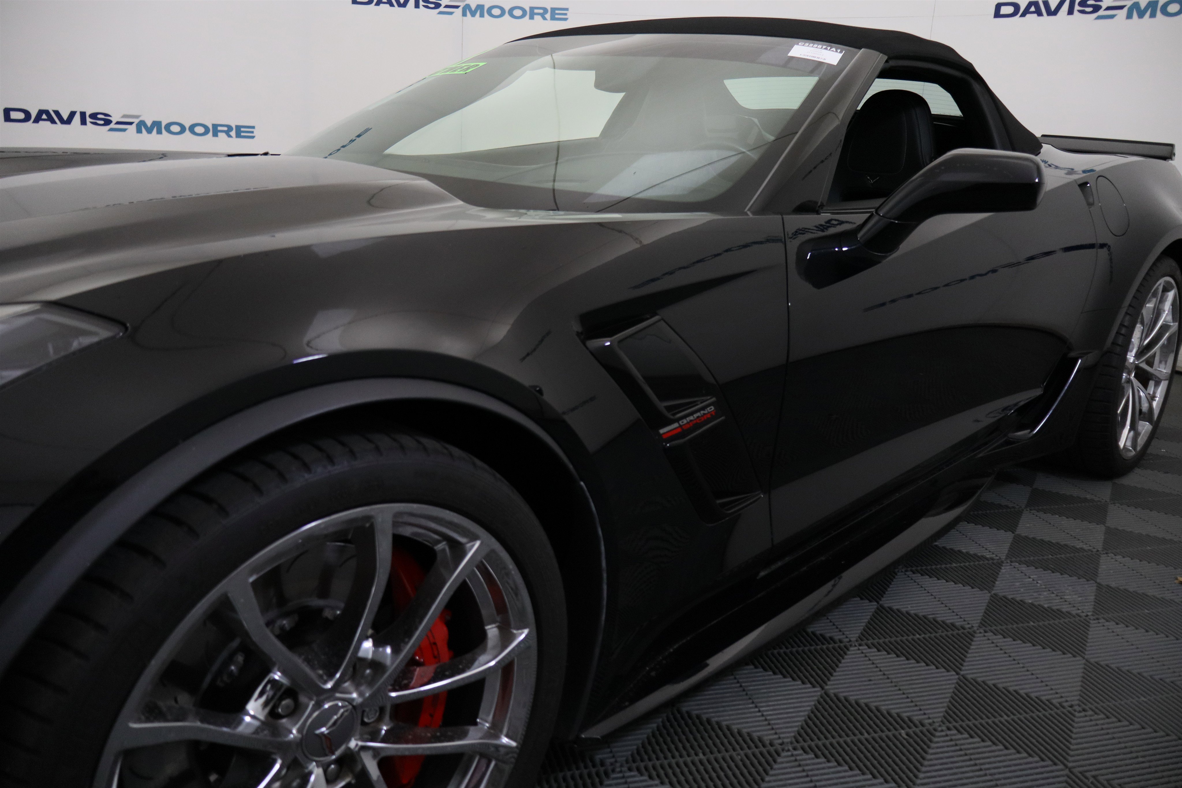 Used 2018 Chevrolet Corvette Grand Sport image 13