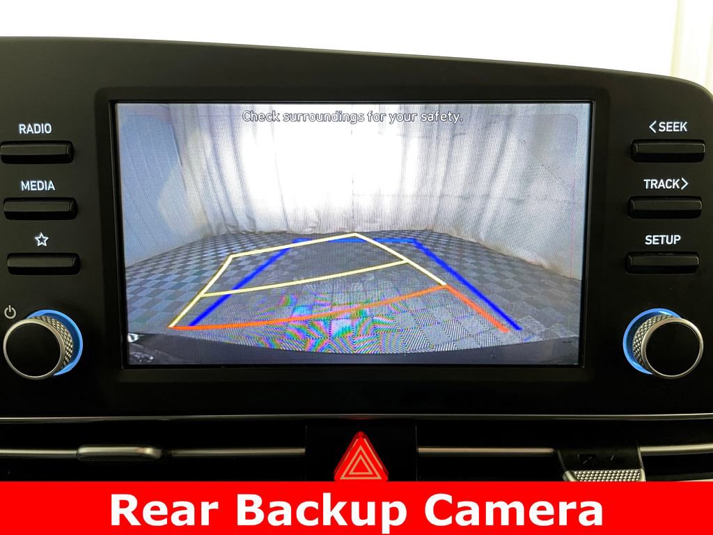 Used 2021 Hyundai Elantra SEL FWD image 3