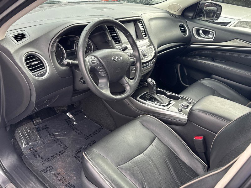 Used 2019 INFINITI QX60 Luxe w/ Essential Package image 16