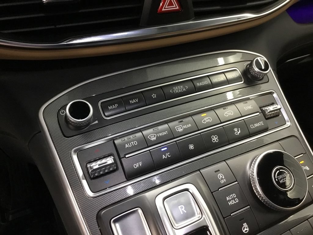 Used 2023 Hyundai Santa Fe Calligraphy FWD image 19