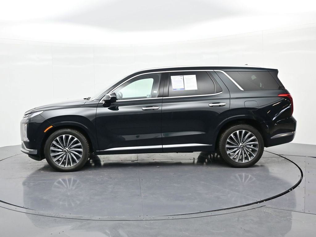 Used 2024 Hyundai Palisade Calligraphy image 9