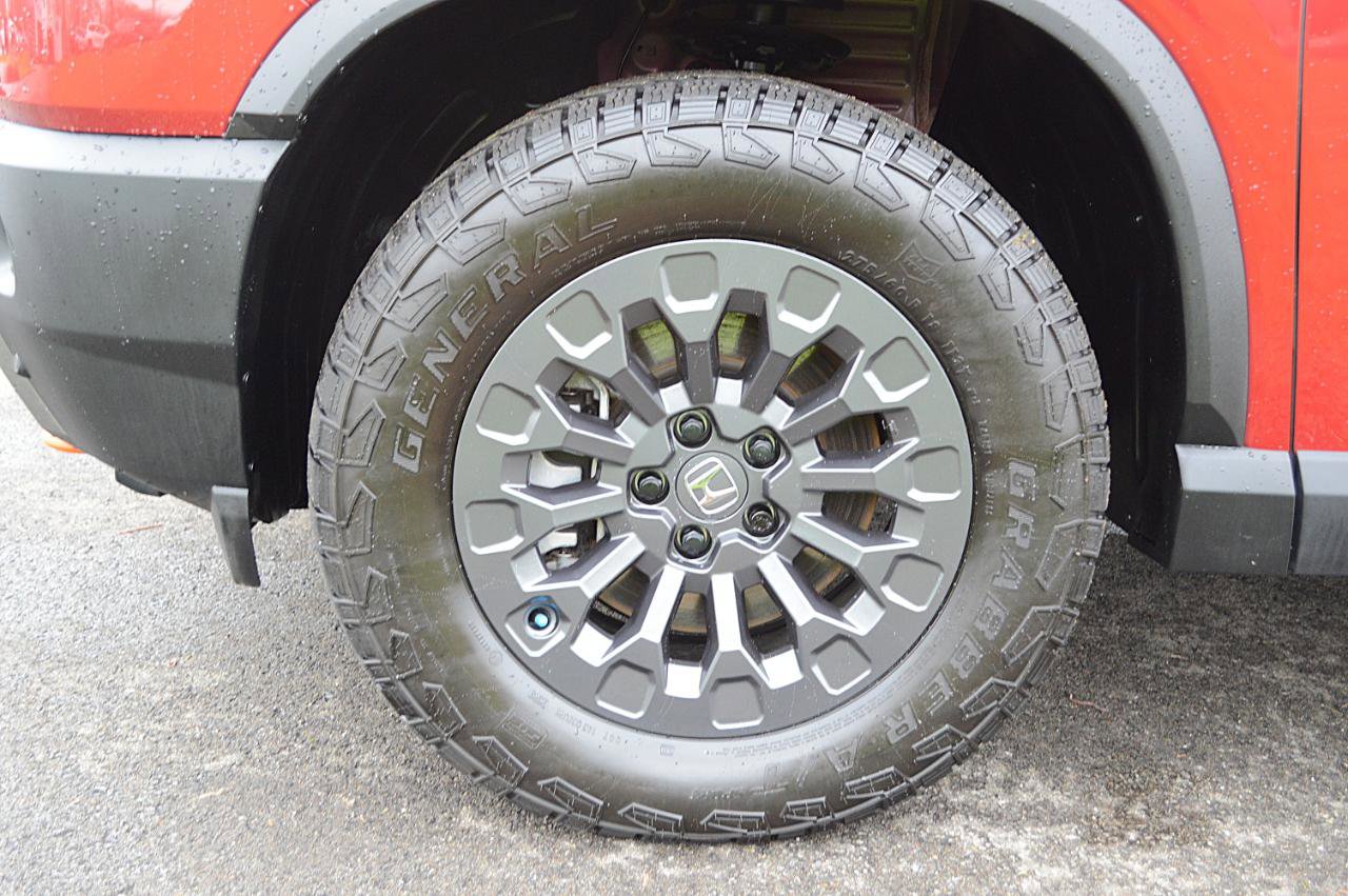 Used 2026 Honda Passport TrailSport image 9