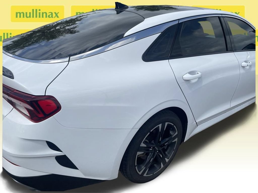 Used 2022 Kia K5 GT-Line w/ GT-Line FWD Premium Package image 11