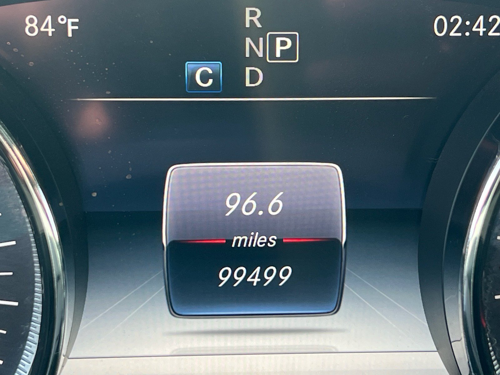 Used 2018 Mercedes-Benz E 300 w/ Premium 2 Package (Q02) image 16