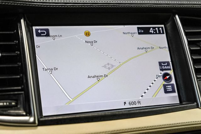 Used 2020 INFINITI QX50 Luxe w/ Navigation Package FWD image 26
