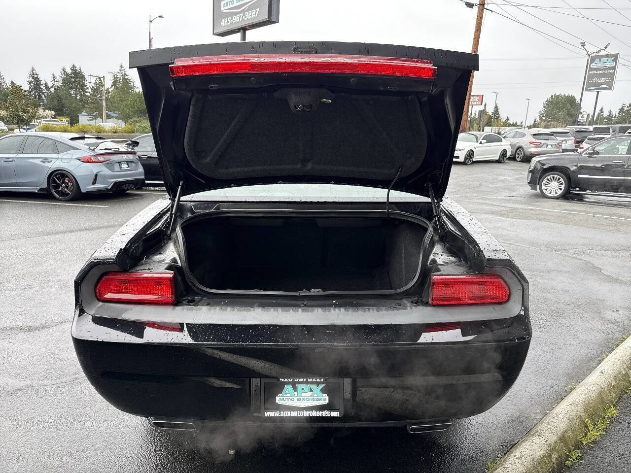 Used 2013 Dodge Challenger SXT w/ Sound Group RWD image 6