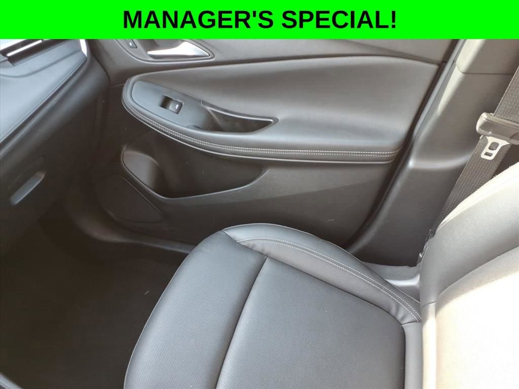 Used 2024 Buick Encore GX Sport Touring w/ Comfort Package image 23