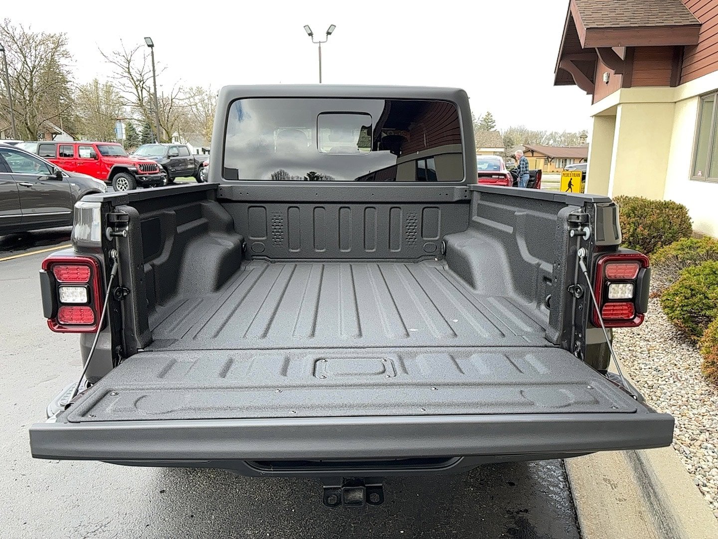 New 2025 Jeep Gladiator Sport AWD/4WD image 19