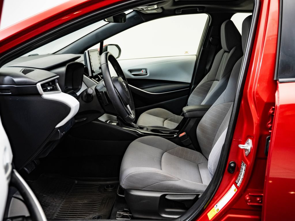 Used 2020 Toyota Corolla SE w/ SE Premium Package FWD image 22