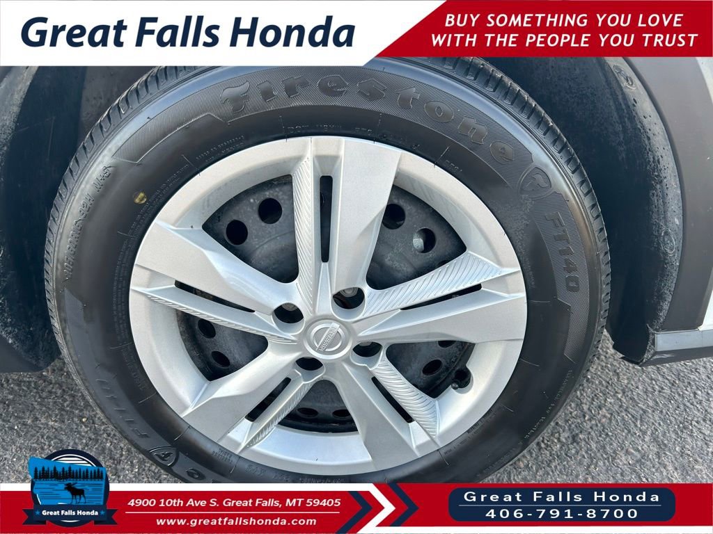 Used 2023 Nissan Kicks S image 34