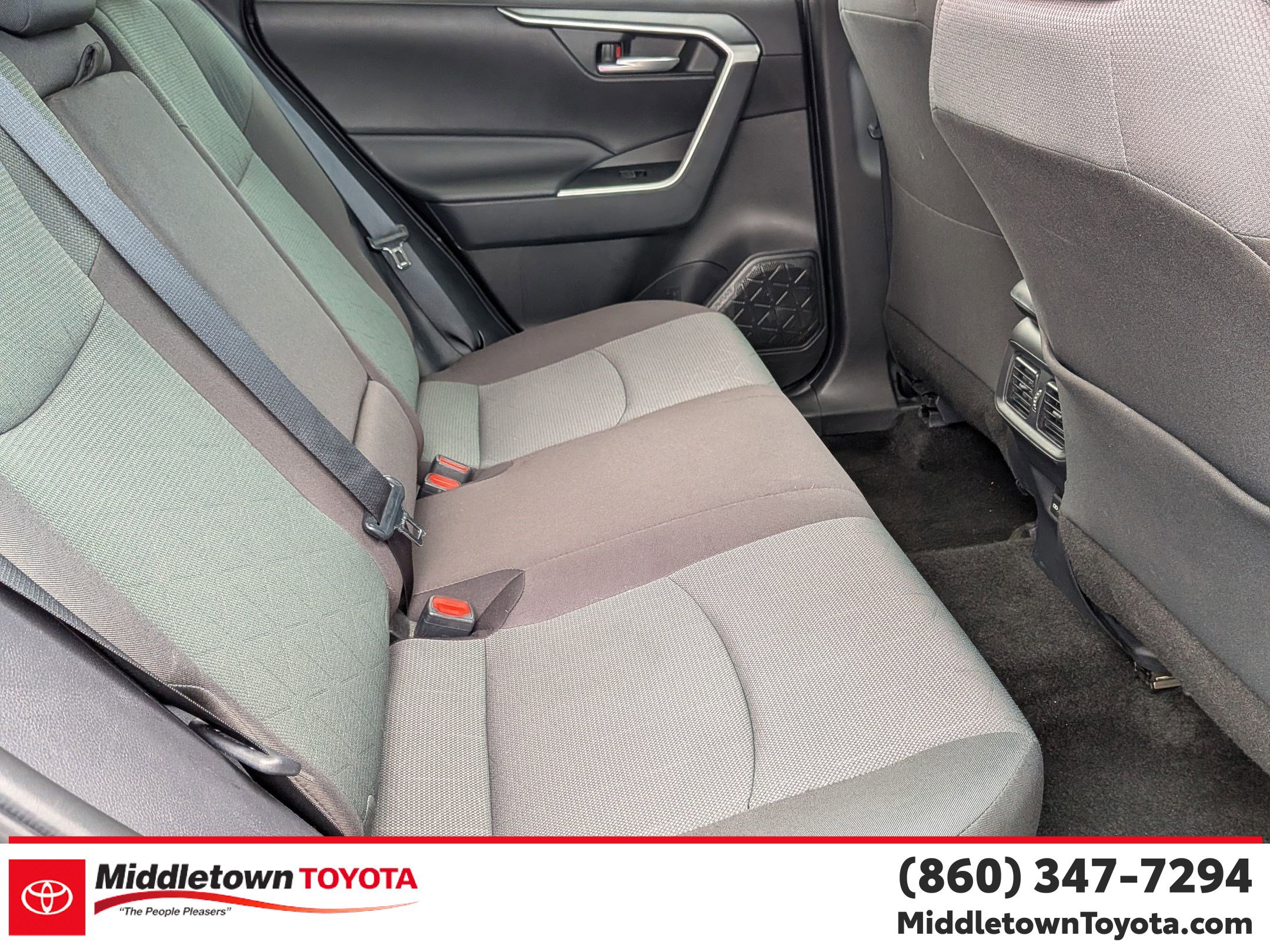 Certified 2025 Toyota RAV4 XLE AWD/4WD image 32