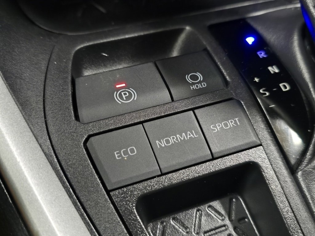 Certified 2024 Toyota RAV4 XLE image 6