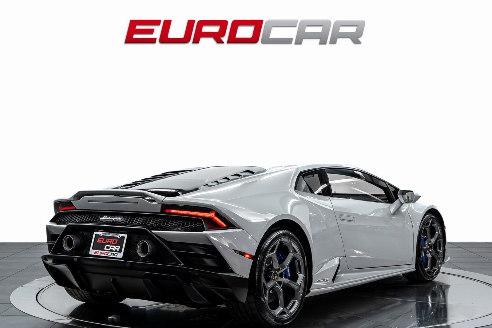 Used 2023 Lamborghini Huracan EVO image 5