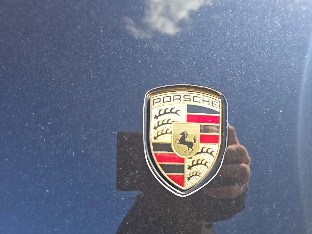 Used 2018 Porsche Panamera 4S image 9