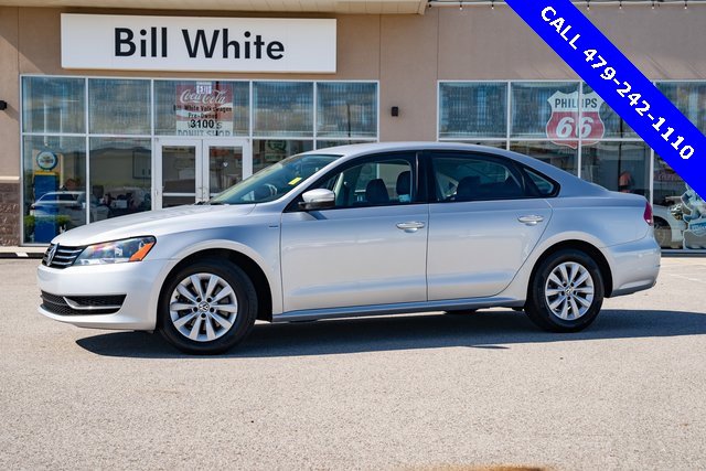 Used 2015 Volkswagen Passat 1.8T FWD image 1