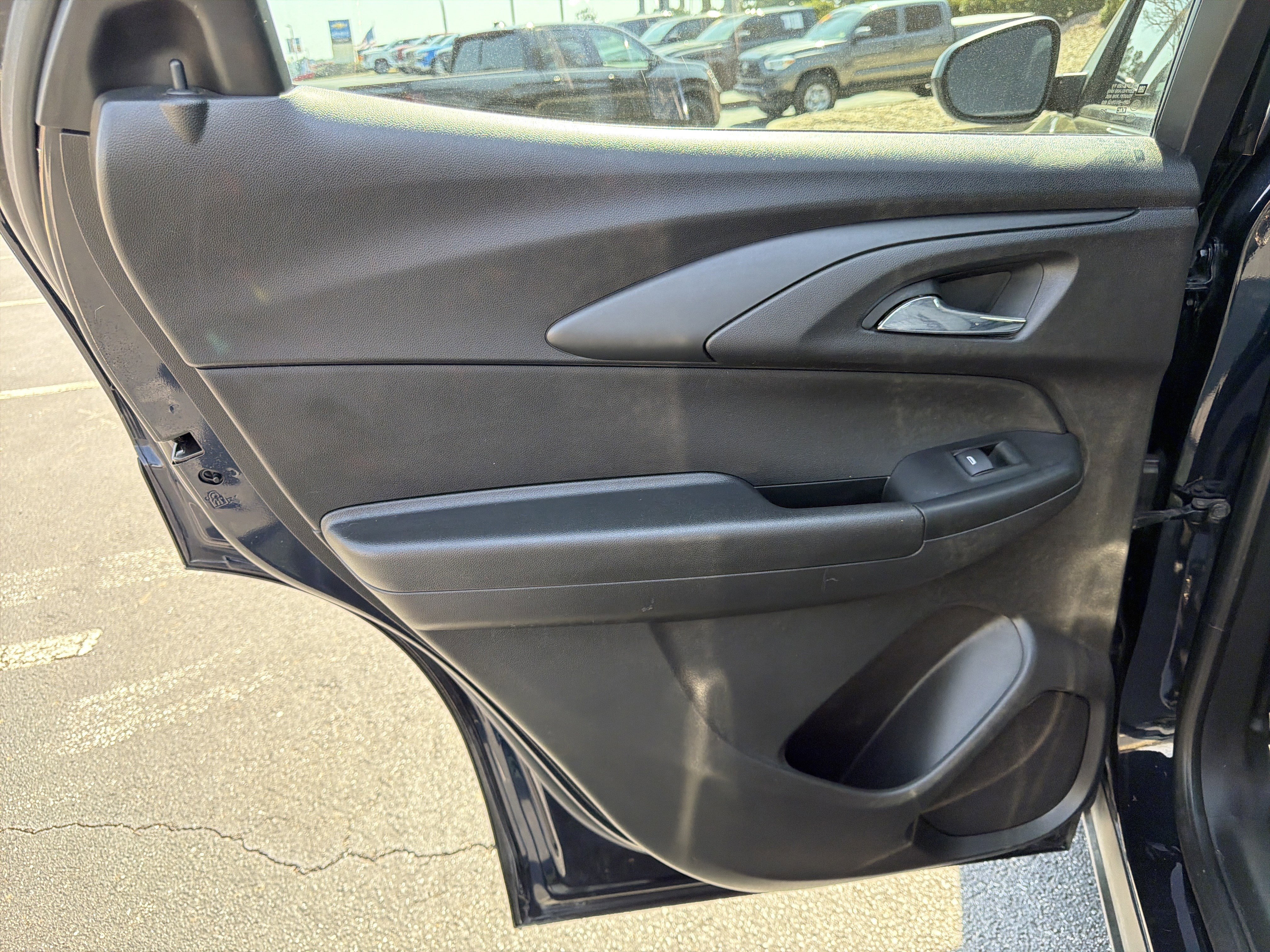 Used 2021 Chevrolet TrailBlazer LS image 21