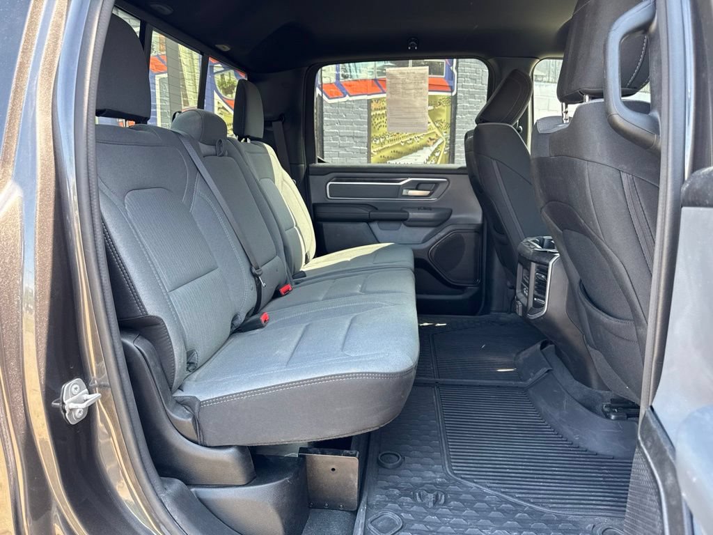 Used 2022 RAM 1500 Big Horn AWD/4WD image 11