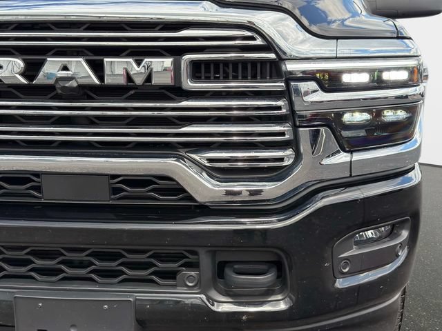 Used 2026 RAM 2500 Laramie AWD/4WD image 9