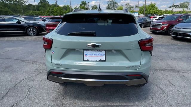 New 2026 Chevrolet Trax ACTIV w/ Sunroof Package FWD image 9