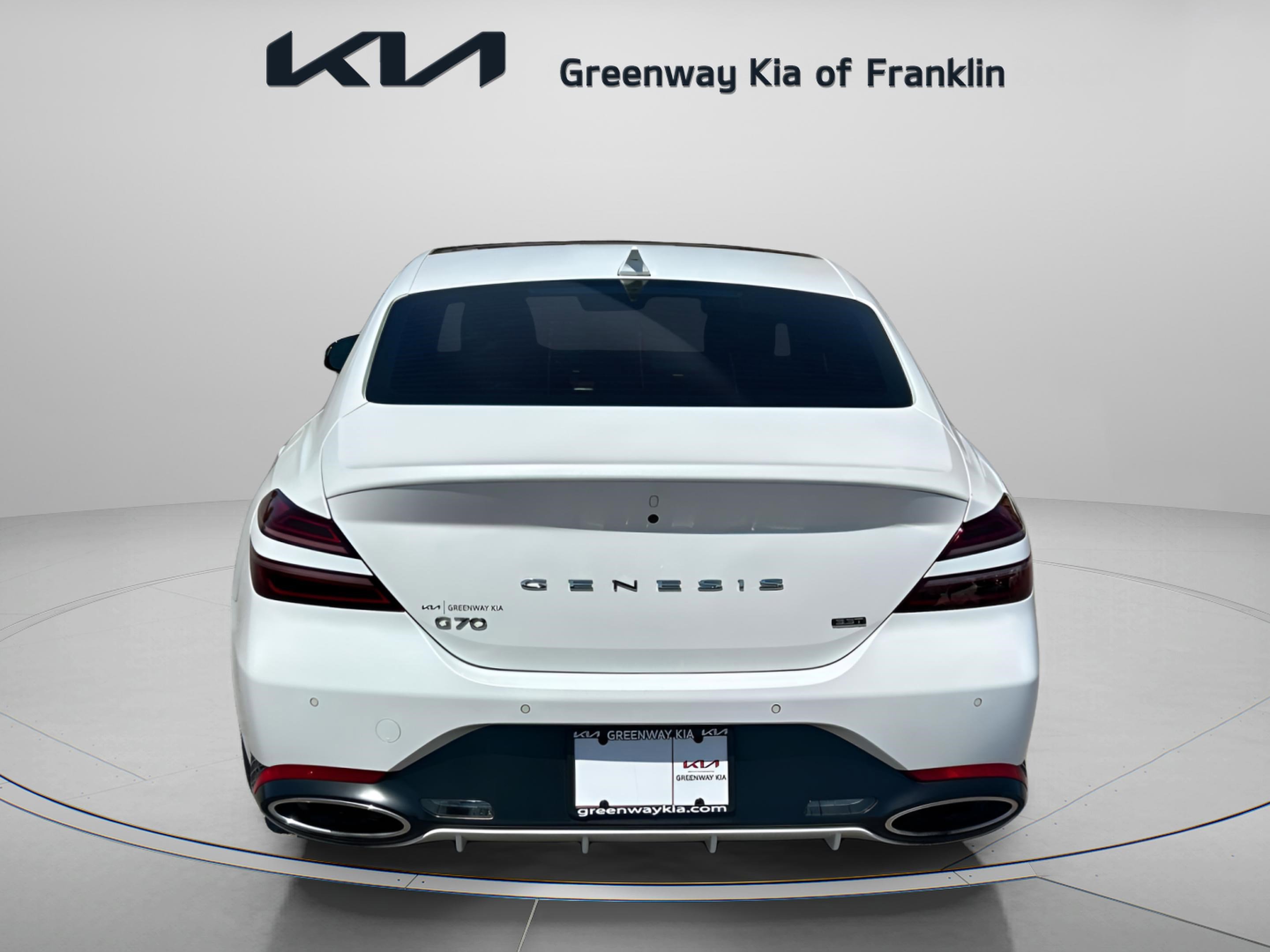 Used 2022 Genesis G70 3.3T Launch Edition RWD image 6