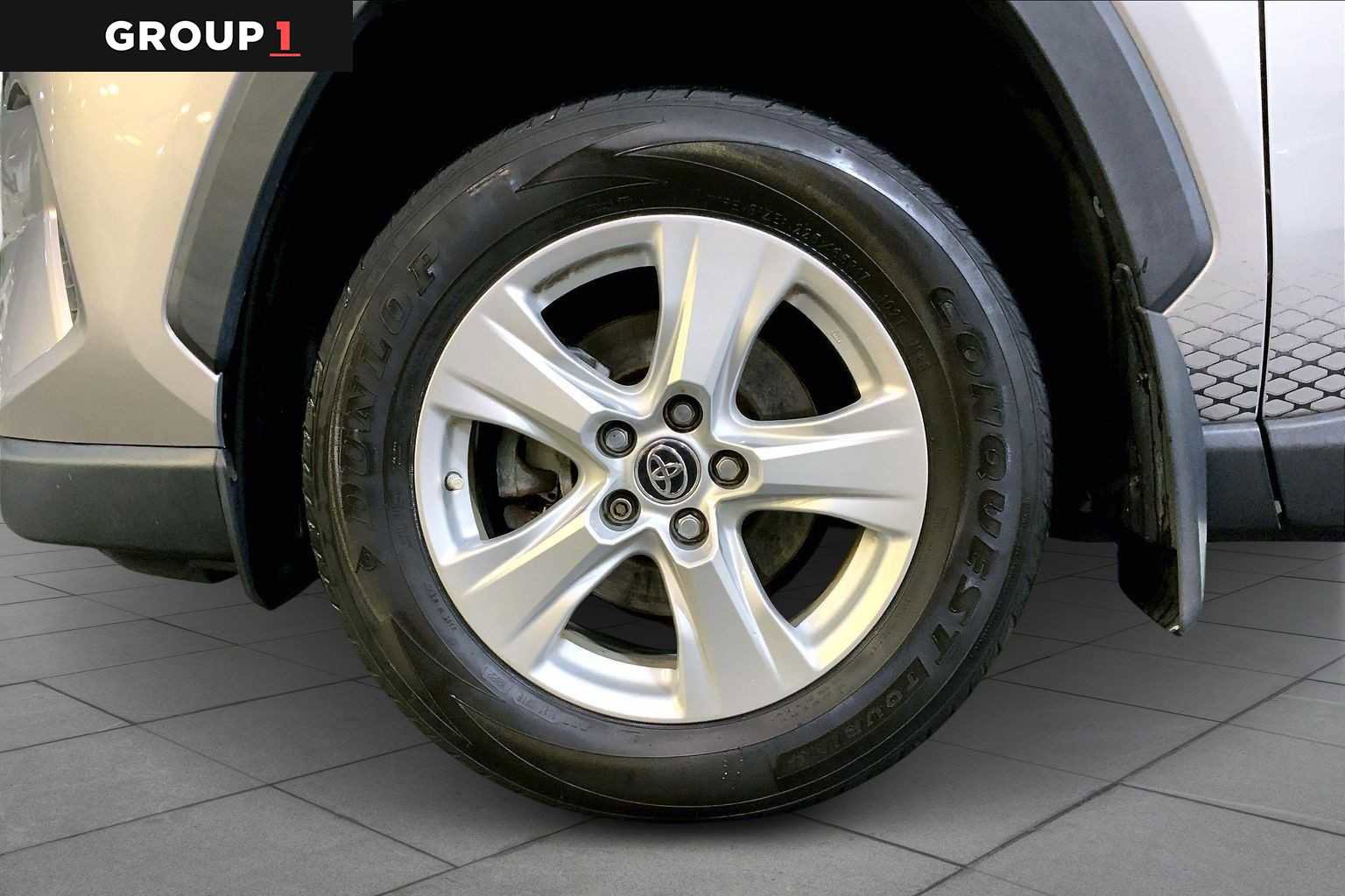 Used 2019 Toyota RAV4 XLE image 10